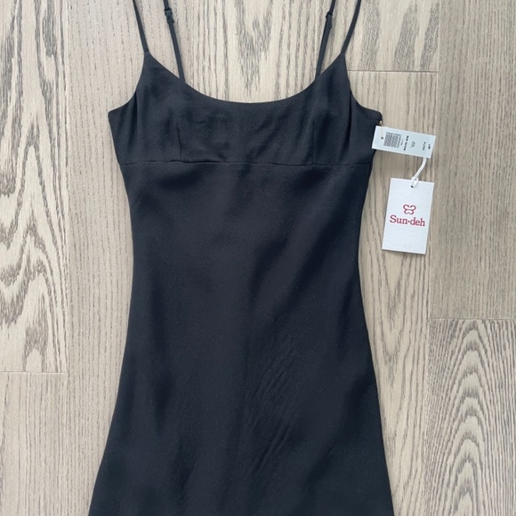 Sunday Best MAUDE MINI DRESS - Picture 7 of 7